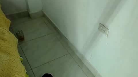 Yura independent  model online show from 12.20.24