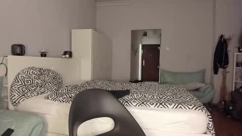 Snapshot of paulblack021 chatting on 11.19.25 paulblack021 online show from 11.19.25