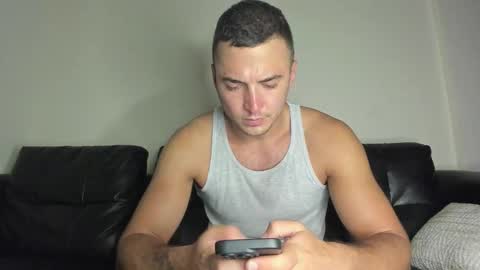 Snapshot of paulblack021 chatting on 12.19.25 paulblack021 online show from 12.19.25