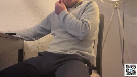 Snapshot of paulchen234xxx chatting on 02.15.26 toni-paul online show from 02.15.26