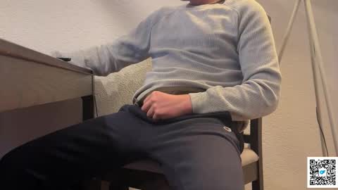 Snapshot of paulchen234xxx chatting on 03.19.26 toni-paul online show from 03.19.26