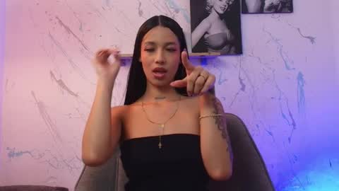 Snapshot of paulina_lopezz chatting on 05.19.26 PAULINA online show from 05.19.26