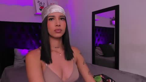 Snapshot of paulina_lopezz chatting on 07.22.26 PAULINA online show from 07.22.26