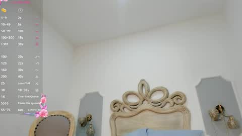 paulina lux online show from 04.16.26