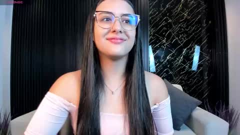 Snapshot of paulina_sweett chatting on 11.08.25 Paulina online show from 11.08.25