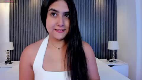 Snapshot of paulina_sweett chatting on 06.17.26 Paulina online show from 06.17.26