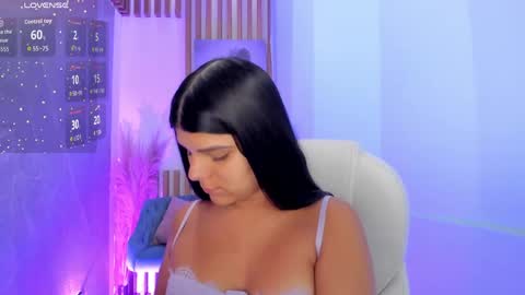 Paulina Belle online show from 05.13.26