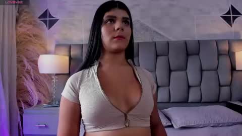 Paulina Belle online show from 06.12.26