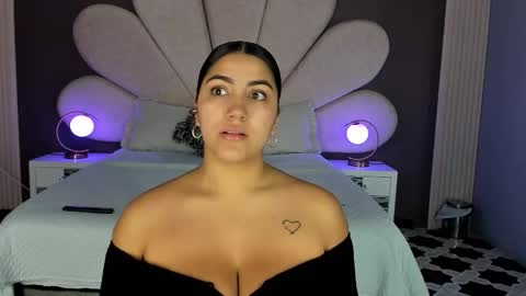 Snapshot of paulinaduarte_ chatting on 11.20.25 Paulina online show from 11.20.25