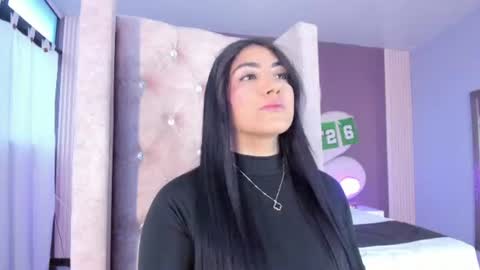 Paulina online show from 06.17.26