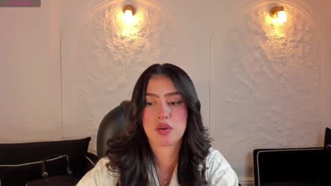 Snapshot of paulinasantosx chatting on 10.20.25 Paulina Santos online show from 10.20.25