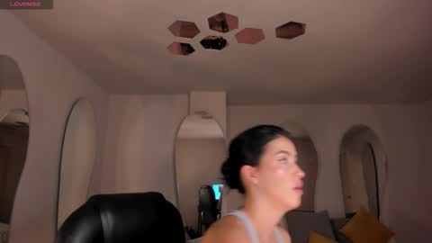 Snapshot of paulinasantosx chatting on 11.02.25 Paulina Santos online show from 11.02.25