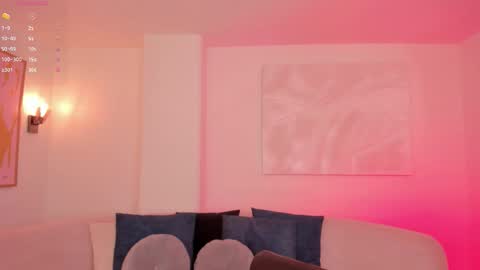 Paulina Santos  online show from 12.20.25