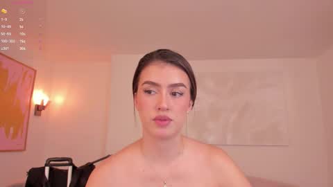 Paulina Santos  online show from 12.21.25