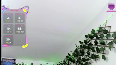 Paulina online show from 12.05.25