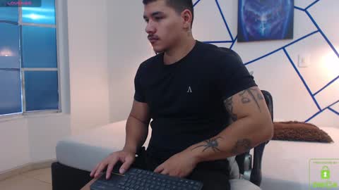 Paulo online show from 12.30.24