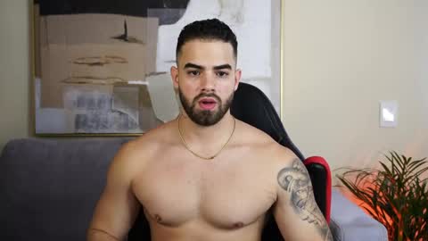 Paul Phoenix online show from 05.01.26