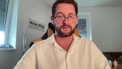 love bush online show from 09.29.25