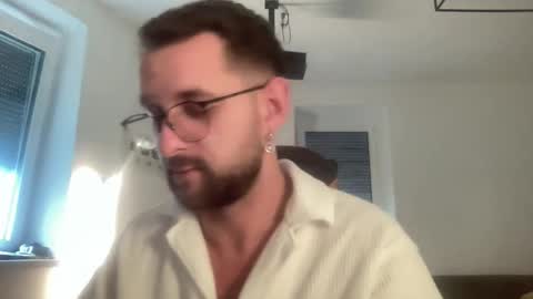 love bush online show from 10.11.25