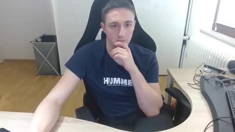 Snapshot of paulthesub chatting on 01.13.26 Paul online show from 01.13.26