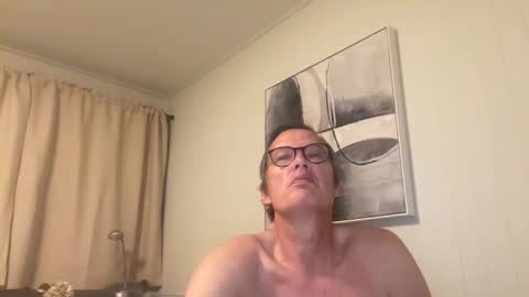 paulwill2377 online show from 12.02.25