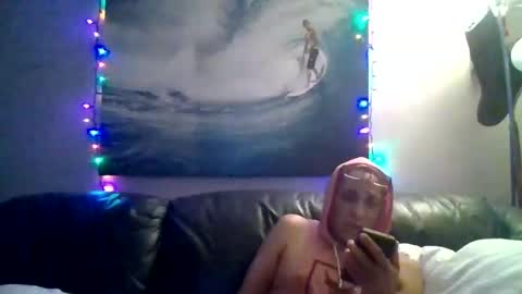 Snapshot of pawgkiller chatting on 12.21.24 pawgkiller online show from 12.21.24