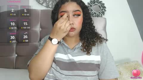 Snapshot of payton_bailey chatting on 12.17.24 Payton online show from 12.17.24