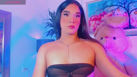 Snapshot of paytoncamila chatting on 11.26.25 Payton online show from 11.26.25