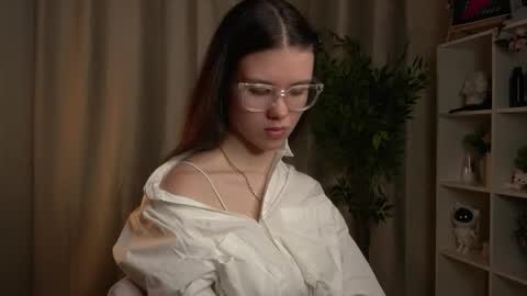 Beautiful Mila online show from 03.20.26