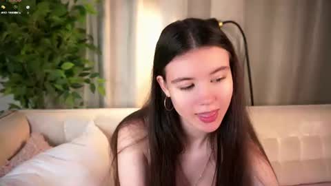 Snapshot of pazrapacki chatting on 06.20.26 Beautiful Mila online show from 06.20.26