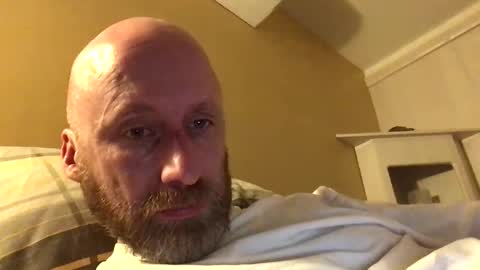 Snapshot of pc2334 chatting on 11.17.25 pc2334 online show from 11.17.25