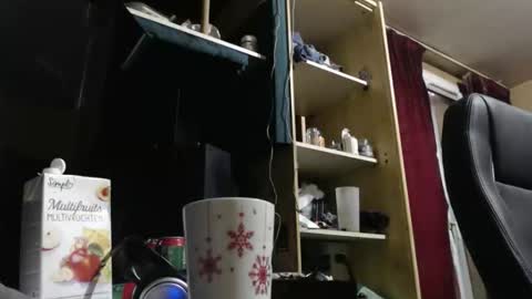 pc8474408 online show from 12.04.25