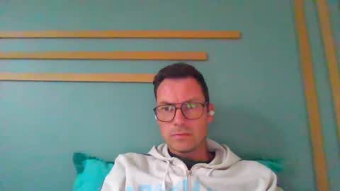 Snapshot of pchittt chatting on 09.28.25 pchittt online show from 09.28.25