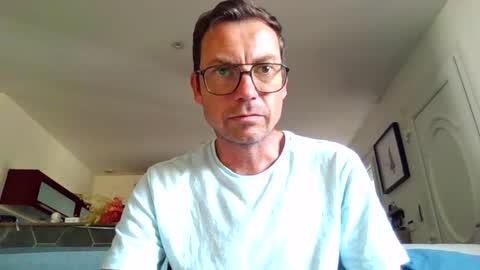 Snapshot of pchittt chatting on 10.14.25 pchittt online show from 10.14.25