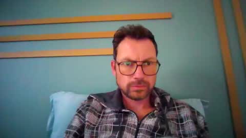 Snapshot of pchittt chatting on 03.31.26 pchittt online show from 03.31.26