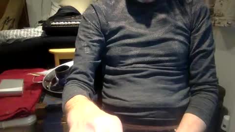 Snapshot of pea23 chatting on 01.18.25 pea23 online show from 01.18.25