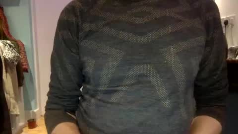 Snapshot of pea23 chatting on 01.27.25 pea23 online show from 01.27.25