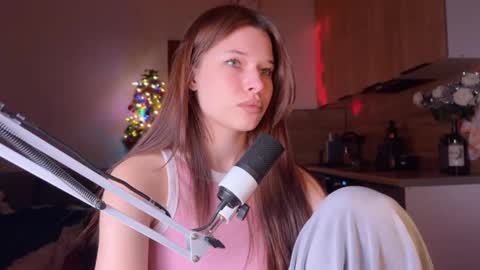 Snapshot of peaceful_oblivion chatting on 11.25.25 Sandra Next Stream pm MSK 5 pm UTC1pm EDT online show from 11.25.25