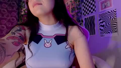  P E A C H   online show from 02.04.26