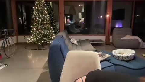 Snapshot of peacheekitty chatting on 12.13.24 Effyyyyy online show from 12.13.24