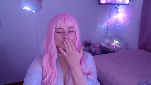 Snapshot of peacherry_ chatting on 02.07.25 peacherry_ online show from 02.07.25