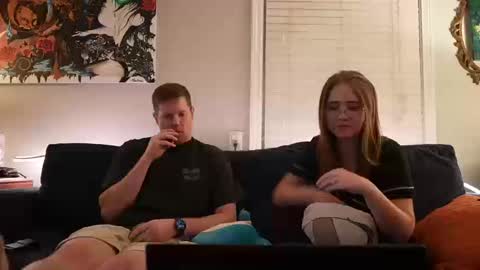 Snapshot of peachespunkins chatting on 10.11.25 peachespunkins online show from 10.11.25