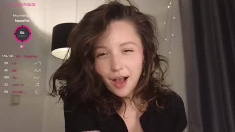 Lili online show from 02.21.25