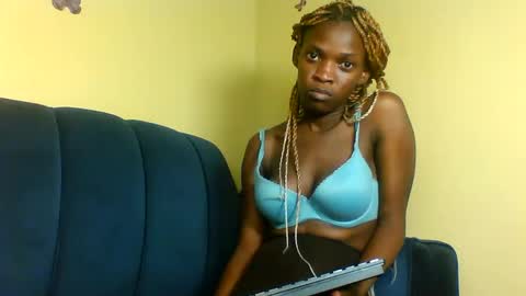 peachie online show from 09.08.25