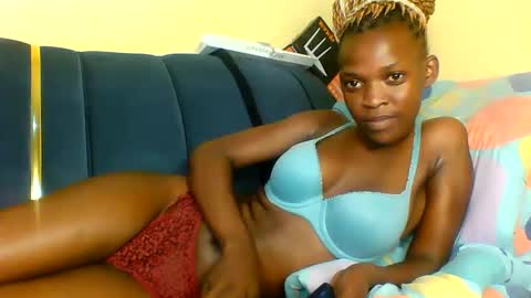 peachie online show from 09.11.25