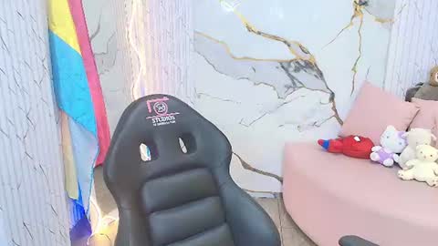 peachy_tay online show from 06.30.26
