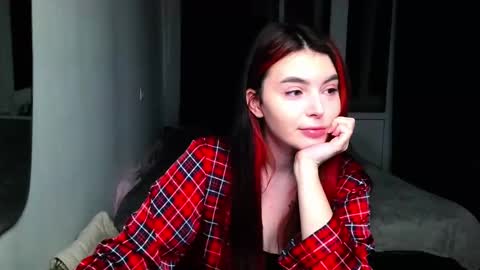 Snapshot of peachybabe__ chatting on 12.27.24 Peachy online show from 12.27.24