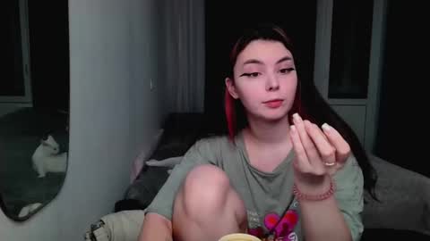 Snapshot of peachybabe__ chatting on 01.11.25 Peachy online show from 01.11.25