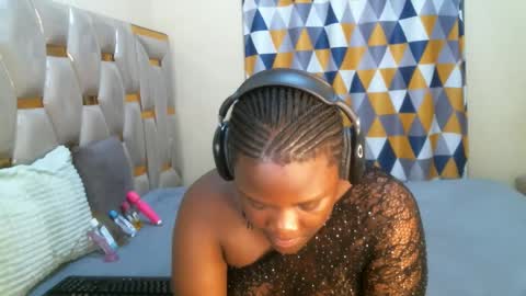 Snapshot of peachygirl255 chatting on 06.03.26 Peachy online show from 06.03.26