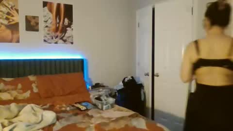 peachyhoneydrip online show from 05.28.26